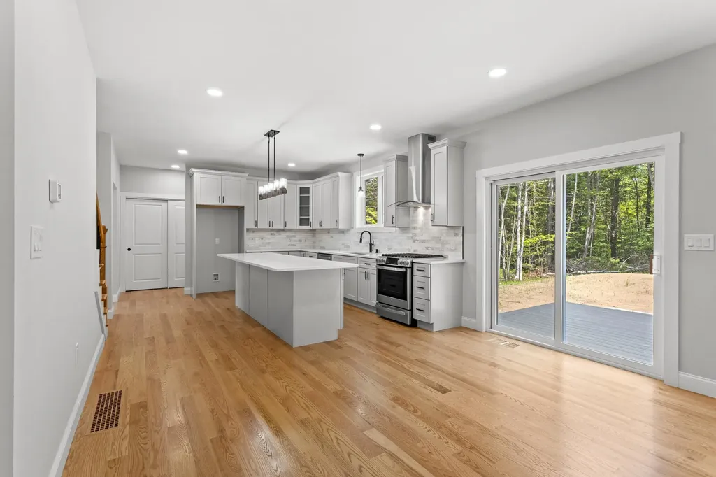 F/88-4 Mcgettigan Road Wilton NH 03086