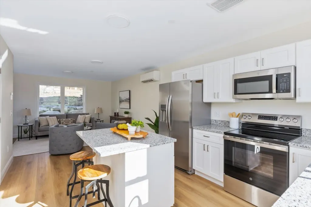 49 Lucy Lane Peterborough NH 03458