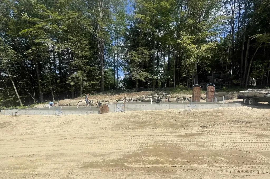51 Lucy Lane Peterborough NH 03458