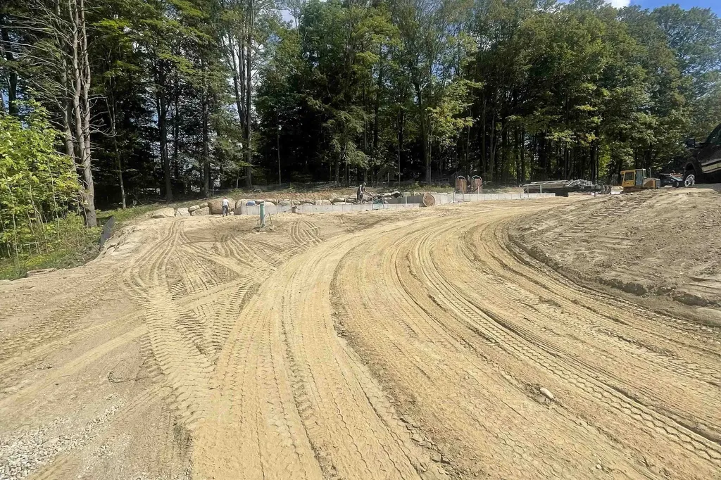 39 Lucy Lane Peterborough NH 03458