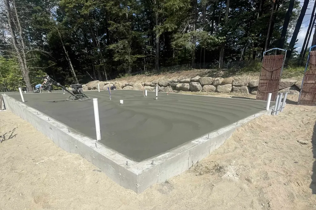 39 Lucy Lane Peterborough NH 03458