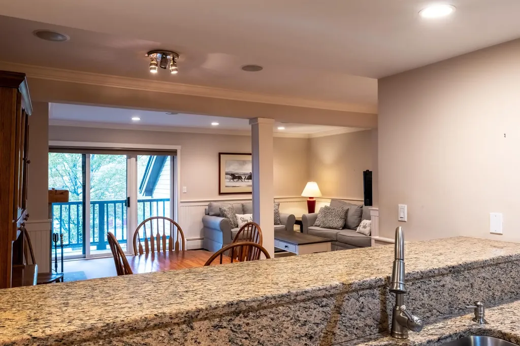 108 Mountains Edge Road West Windsor VT 05037