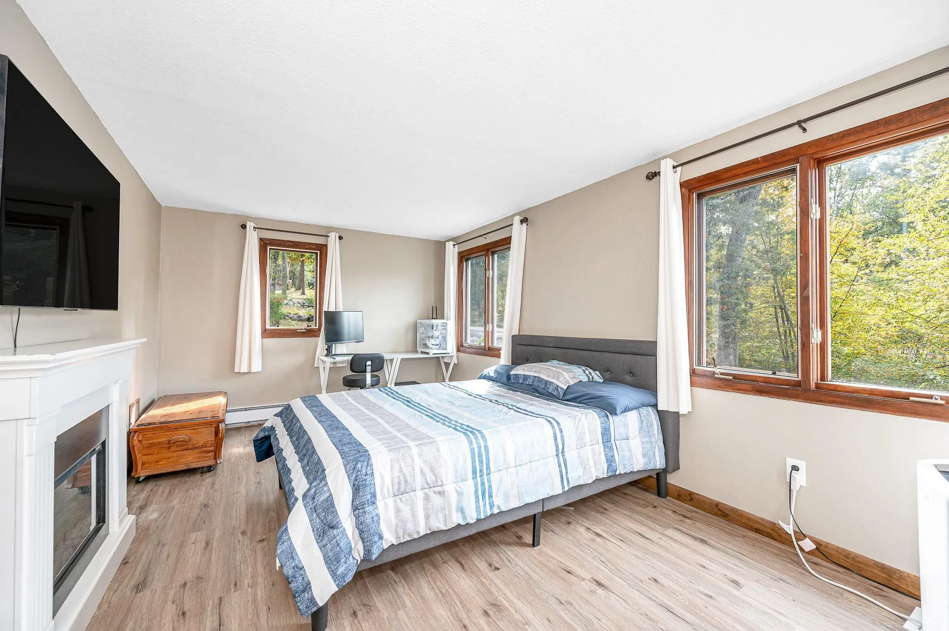 12 Wiley Hill Road Londonderry NH 03053