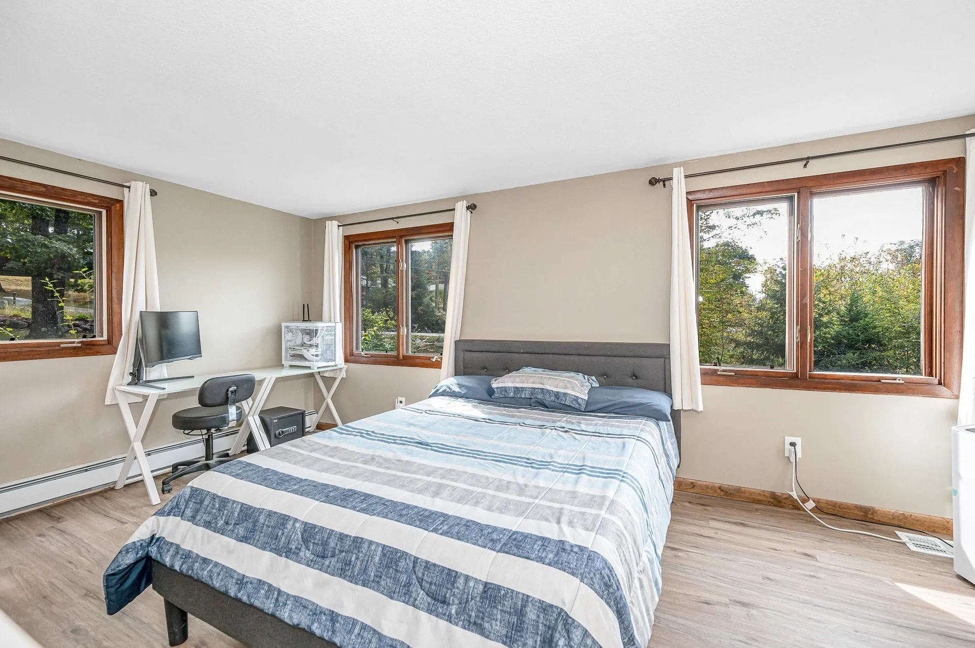 12 Wiley Hill Road Londonderry NH 03053