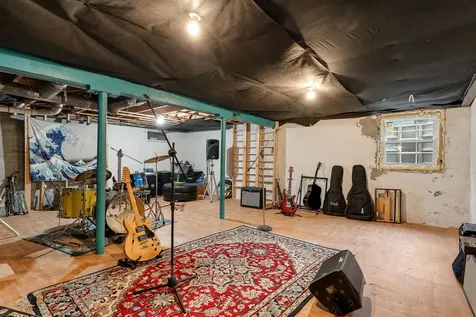 149 Woodbury Road Burlington VT 05408