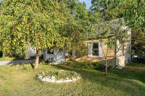 149 Woodbury Road Burlington VT 05408