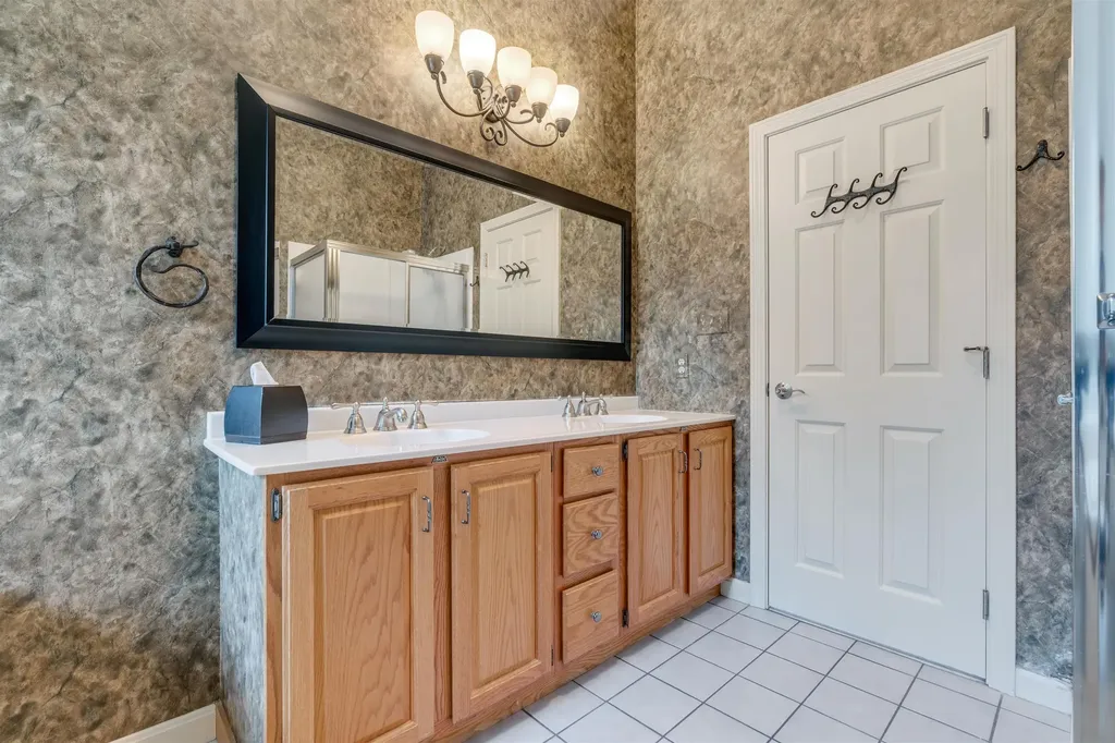 40 Stratham Green Stratham NH 03885