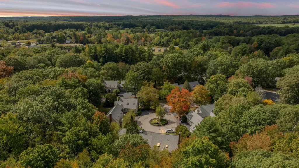 40 Stratham Green Stratham NH 03885