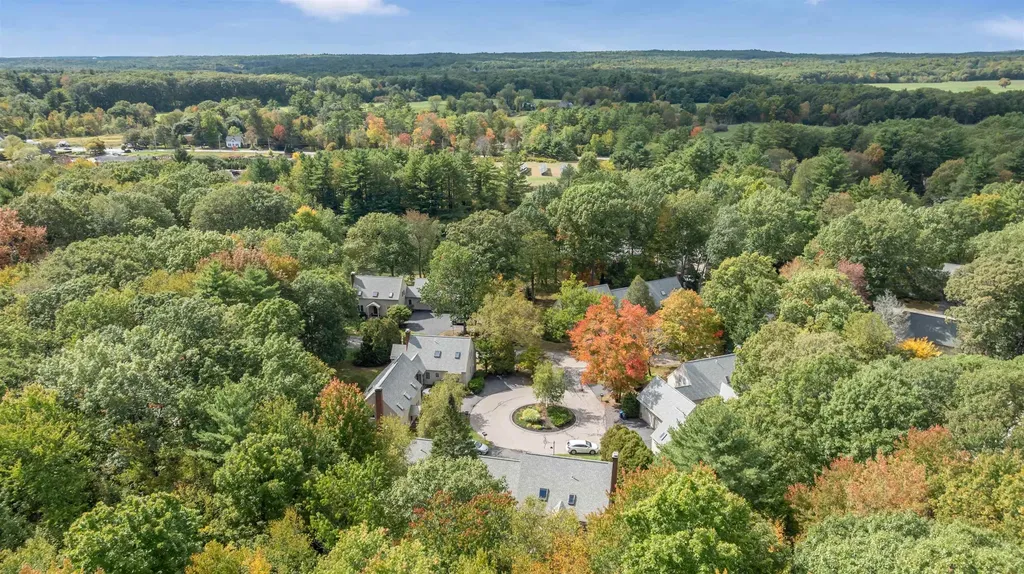 40 Stratham Green Stratham NH 03885