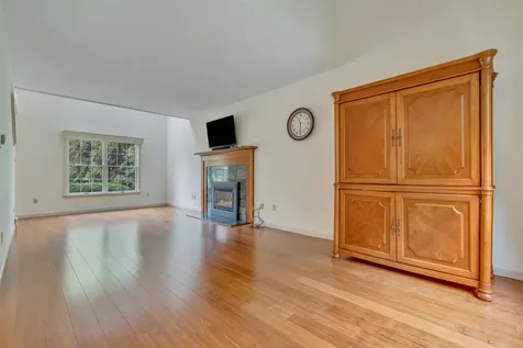 40 Stratham Green Stratham NH 03885