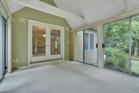 40 Stratham Green Stratham NH 03885