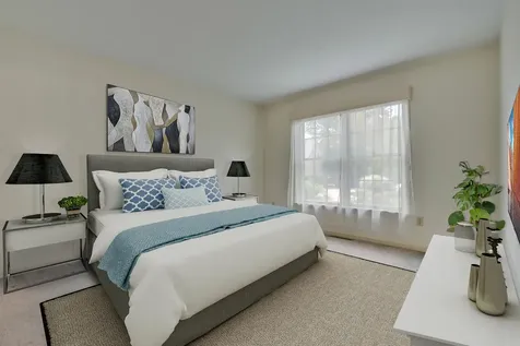 40 Stratham Green Stratham NH 03885