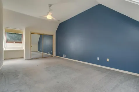 40 Stratham Green Stratham NH 03885