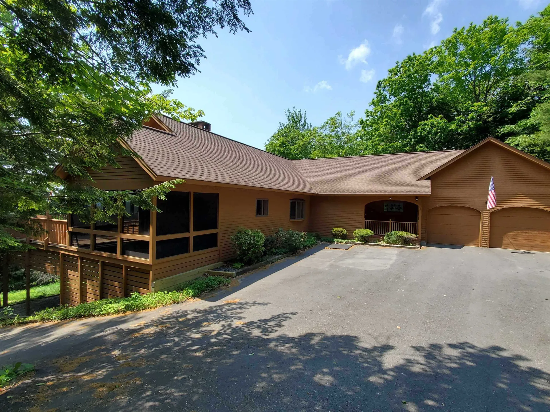 30 Dorset Lane Lebanon NH 03766