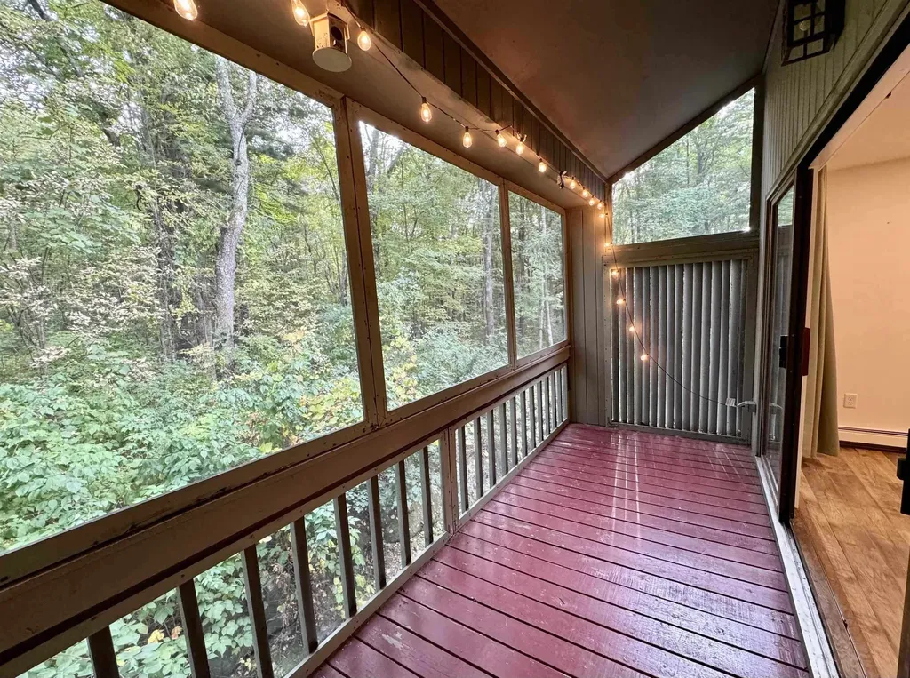 34 Brookside Drive Stratham NH 03885