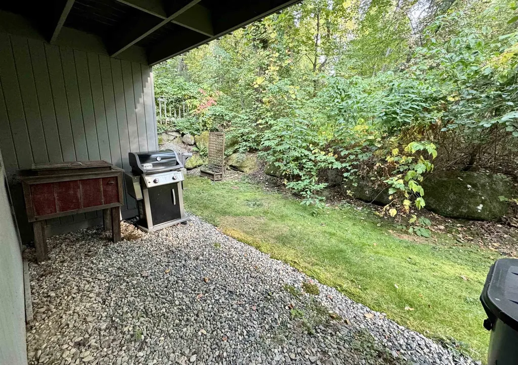 34 Brookside Drive Stratham NH 03885