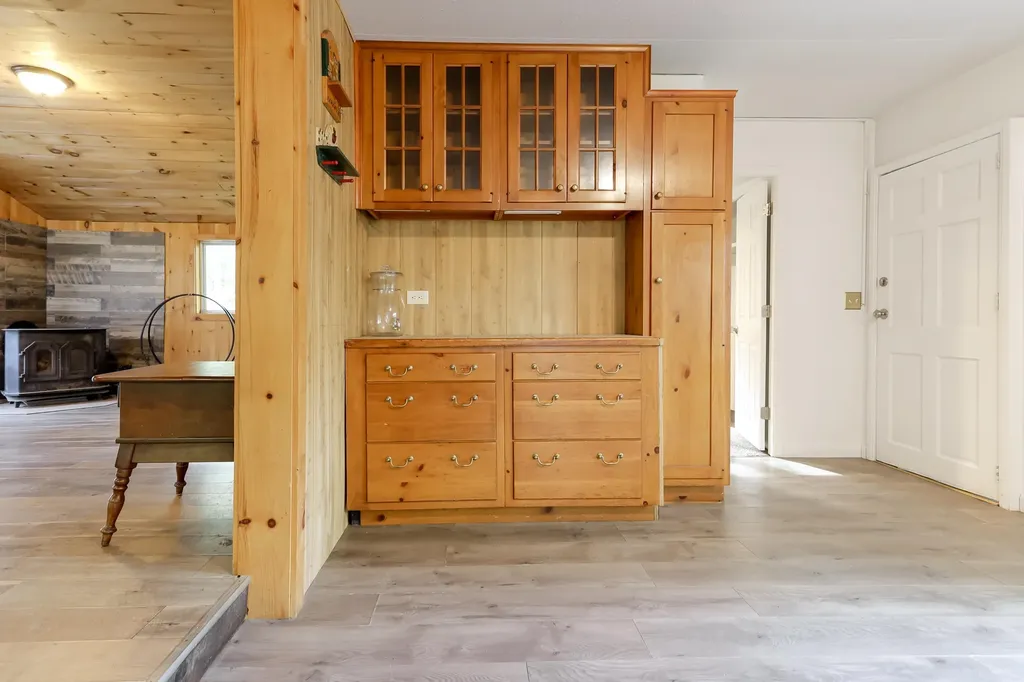 16 Old Forest Road Marlow NH 03456