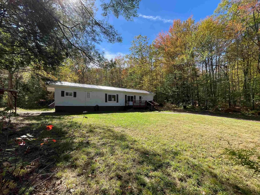 16 Old Forest Road Marlow NH 03456