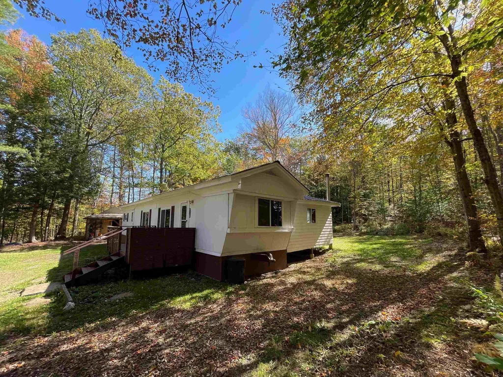 16 Old Forest Road Marlow NH 03456