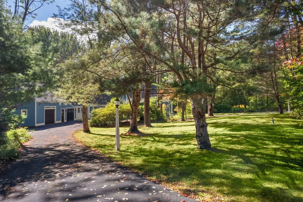 147 River Road York ME 03902