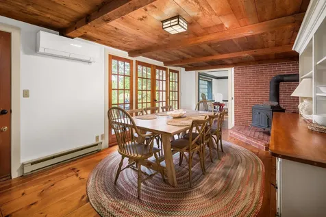 147 River Road York ME 03902