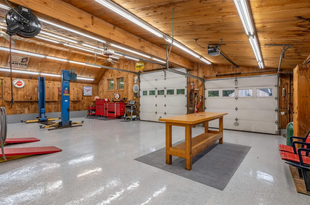 107 Boston Post Road Amherst NH 03031