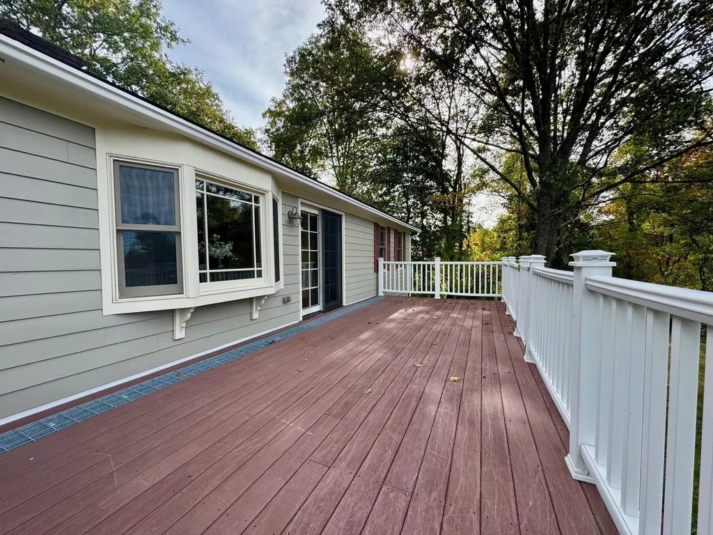 16 Short Lane Walpole NH 03608