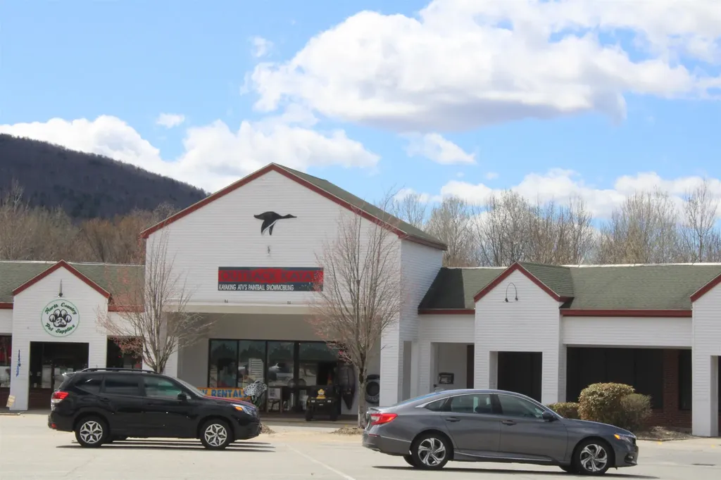 13 Maple Street Lincoln NH 03251