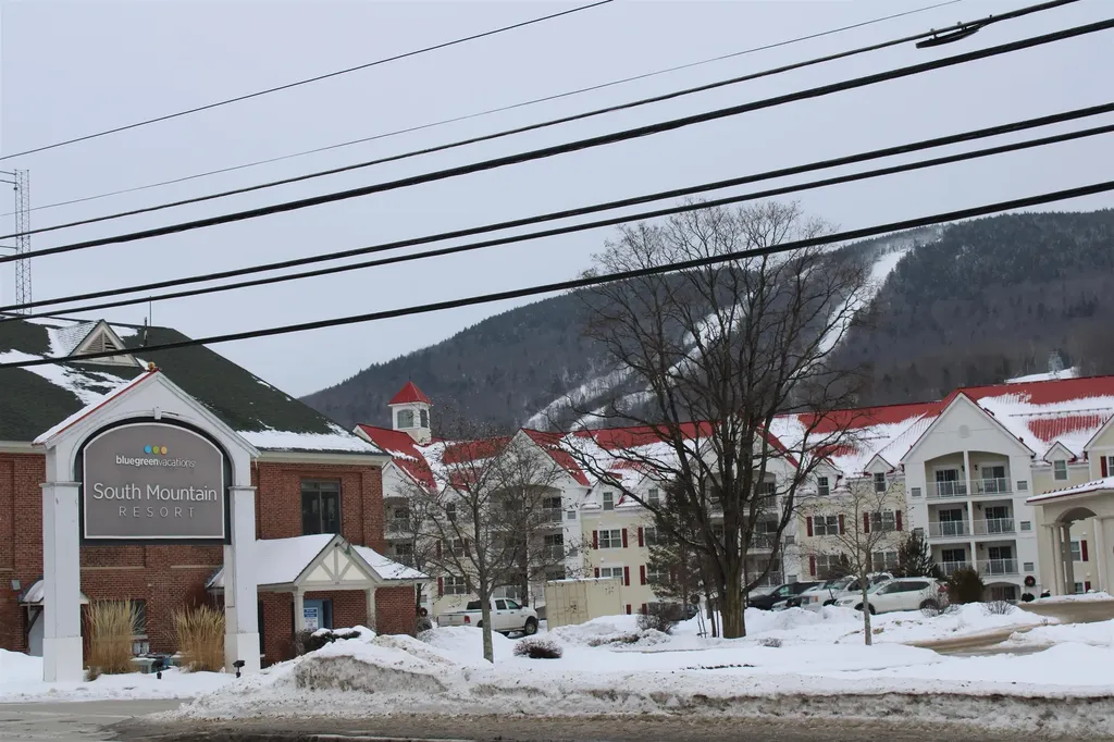 13 Maple Street Lincoln NH 03251