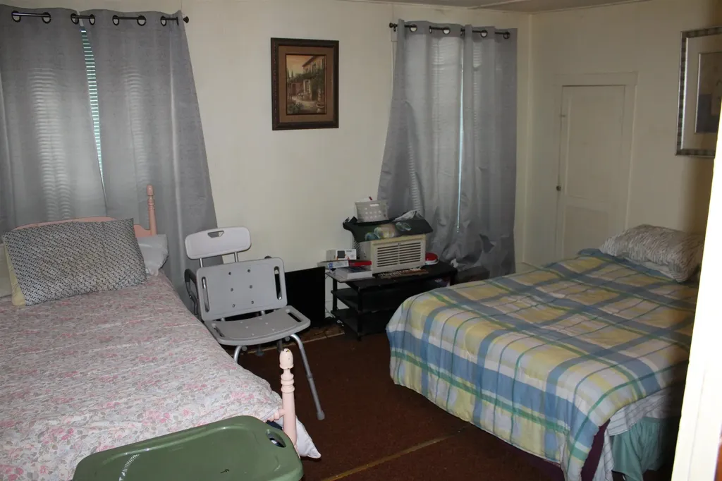 13 Maple Street Lincoln NH 03251