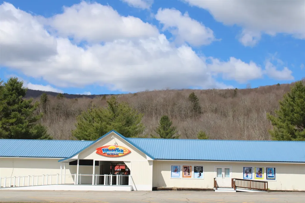 13 Maple Street Lincoln NH 03251