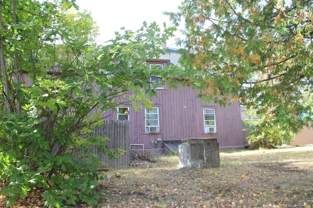 13 Maple Street Lincoln NH 03251