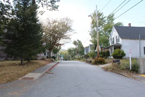 13 Maple Street Lincoln NH 03251