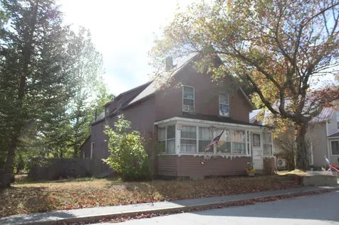 13 Maple Street Lincoln NH 03251