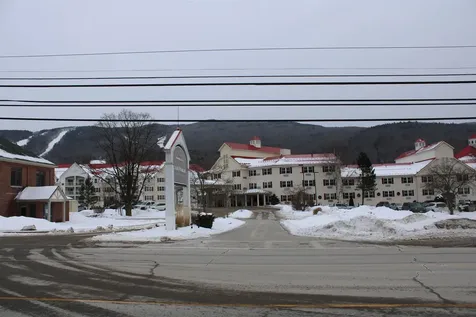 13 Maple Street Lincoln NH 03251