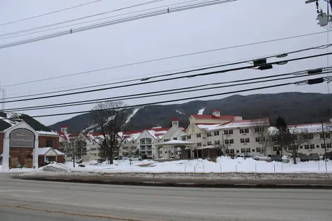 13 Maple Street Lincoln NH 03251