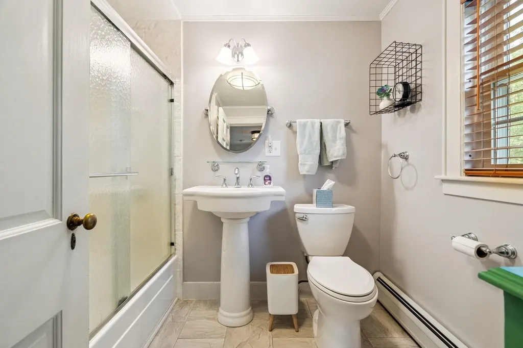 39 Logging Hill Road Bow NH 03304