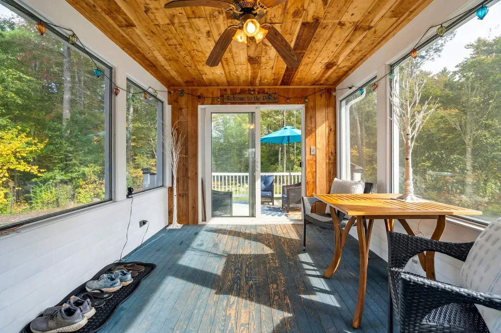 39 Logging Hill Road Bow NH 03304