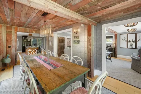 48 Pike Street Stowe VT 05672