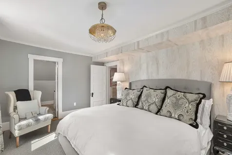 48 Pike Street Stowe VT 05672