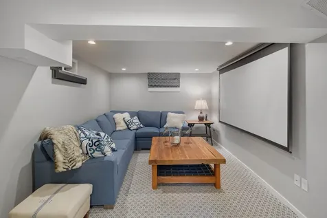 48 Pike Street Stowe VT 05672