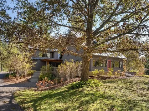 48 Pike Street Stowe VT 05672