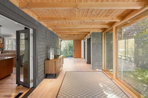 48 Pike Street Stowe VT 05672