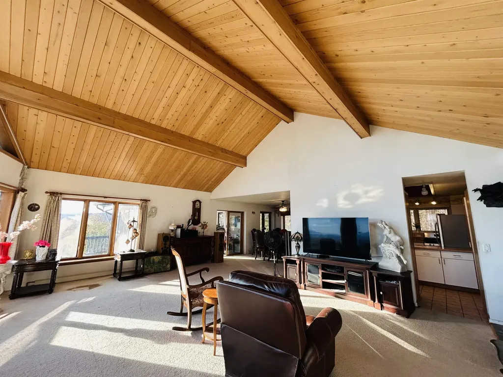 989 Upton Road Errol NH 03579