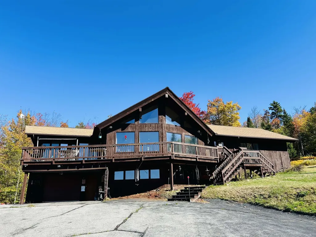 989 Upton Road Errol NH 03579