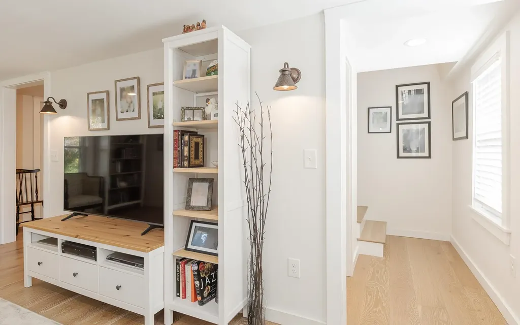 31 Pleasant Street Walpole NH 03608