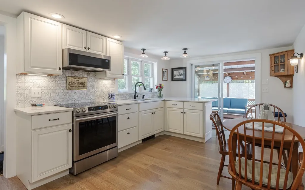 31 Pleasant Street Walpole NH 03608