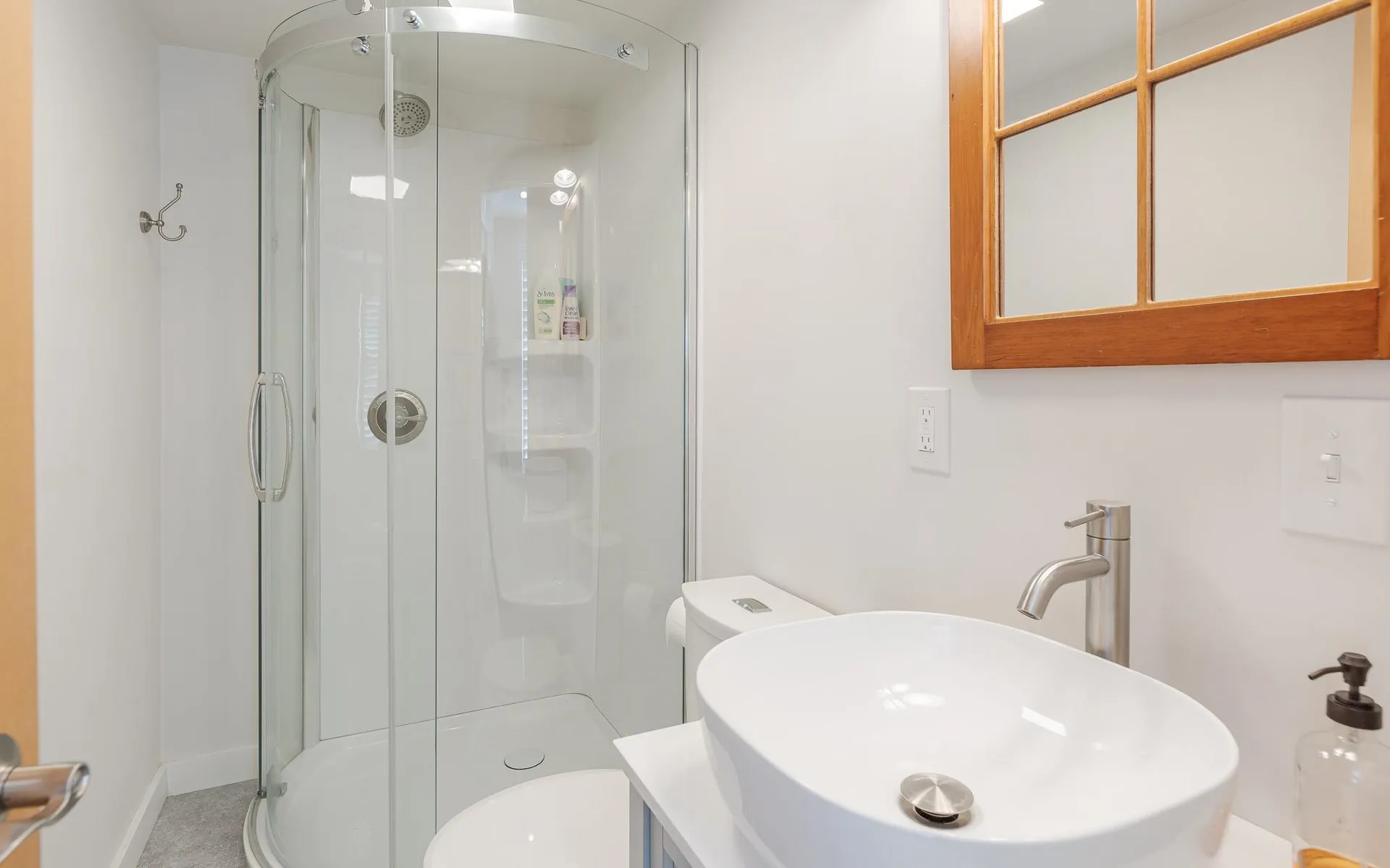 31 Pleasant Street Walpole NH 03608