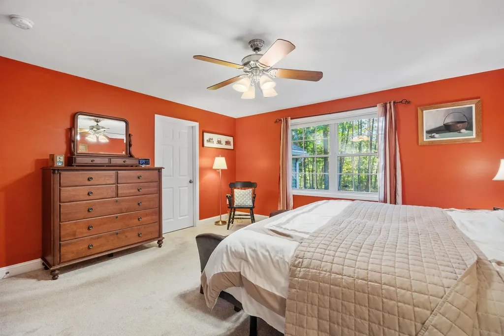 39 Evangelyn Drive Bow NH 03304