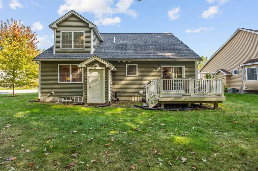 39 Evangelyn Drive Bow NH 03304